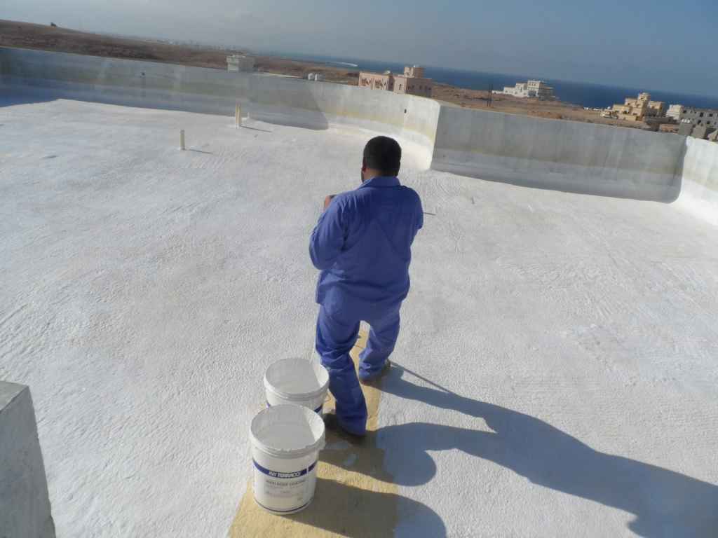 عزل أسطح ضد تسربات المياه بالرياض 1